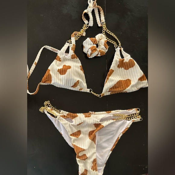 Brown cow S Chain-Accent White Brown Bikini Set swimsuit small hardware - Picture 4 of 5